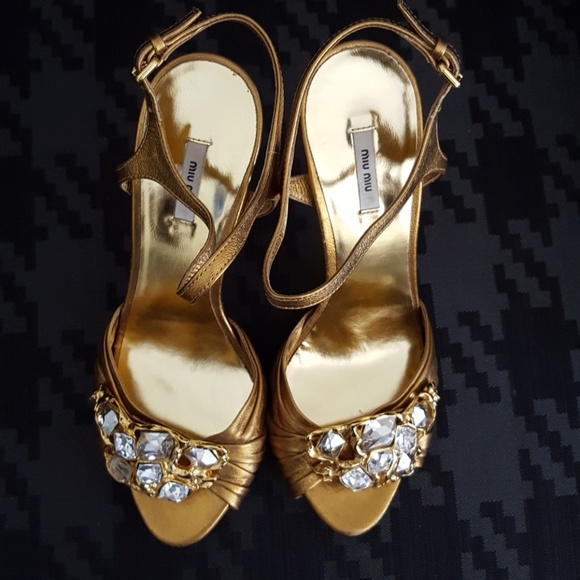 Miu Miu Gold Stilletos - Picture 4 of 8
